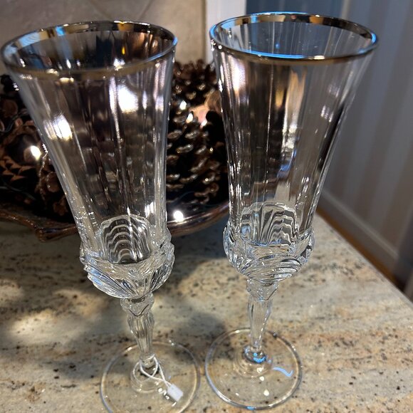 Set of 2 Royal Crystal Rock (RCR) Aurea Platinum Rimmed Champagne Flutes - Picture 2 of 5
